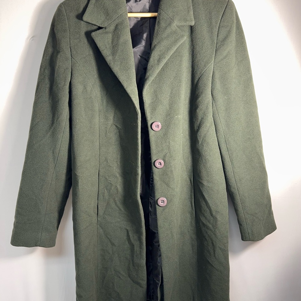 Elegant Olive Green Cashmere and Wool blend dress coat Medium vintage
